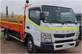 Camión MITSUBISHI FUSO — 3.000 kg